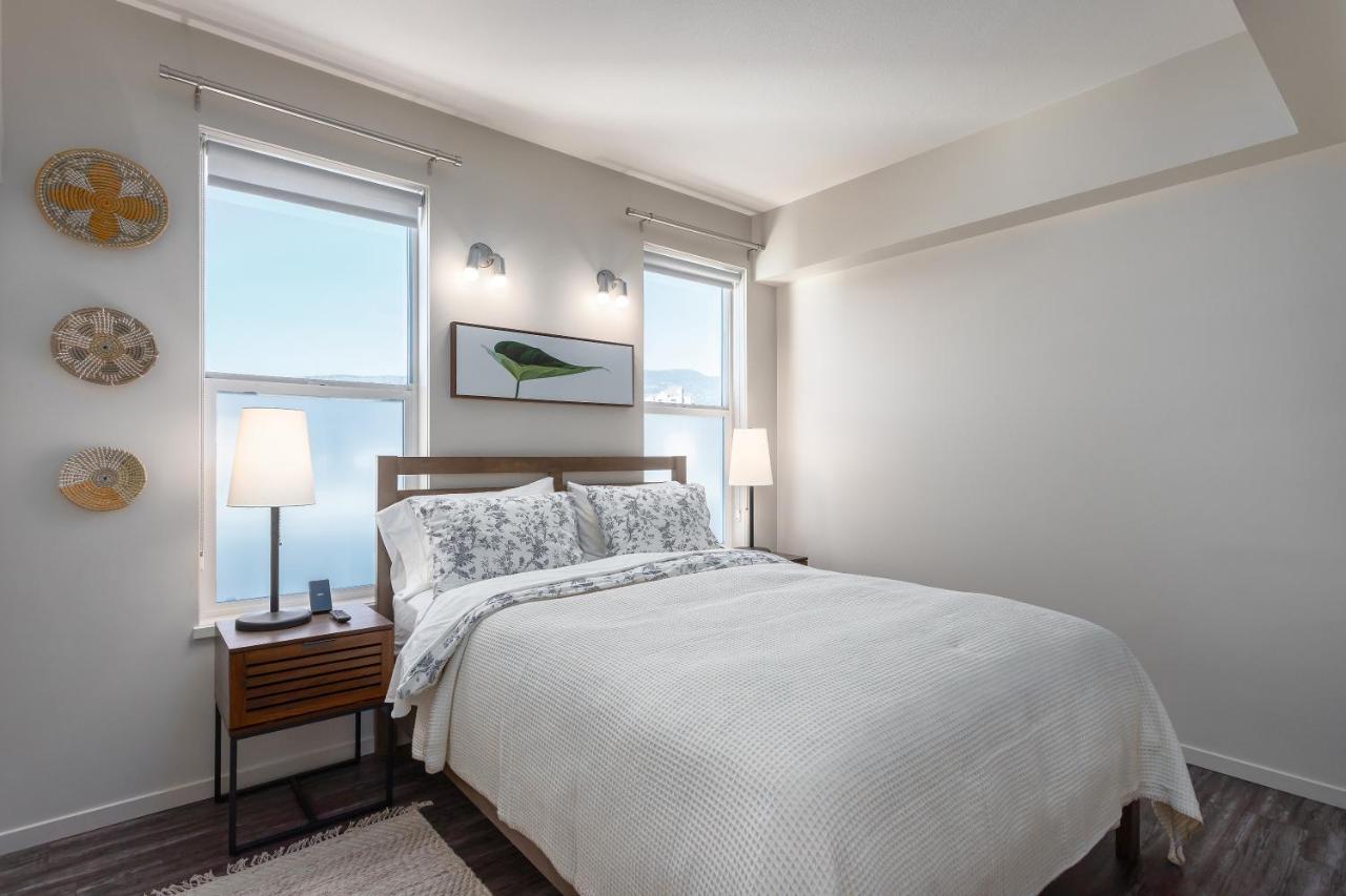 Corner Nest - Luxury Brand New Top Floor 2Bedroom Condo Kelowna Dış mekan fotoğraf