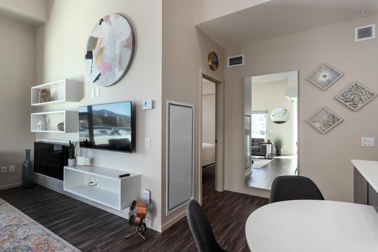 Corner Nest - Luxury Brand New Top Floor 2Bedroom Condo Kelowna Dış mekan fotoğraf