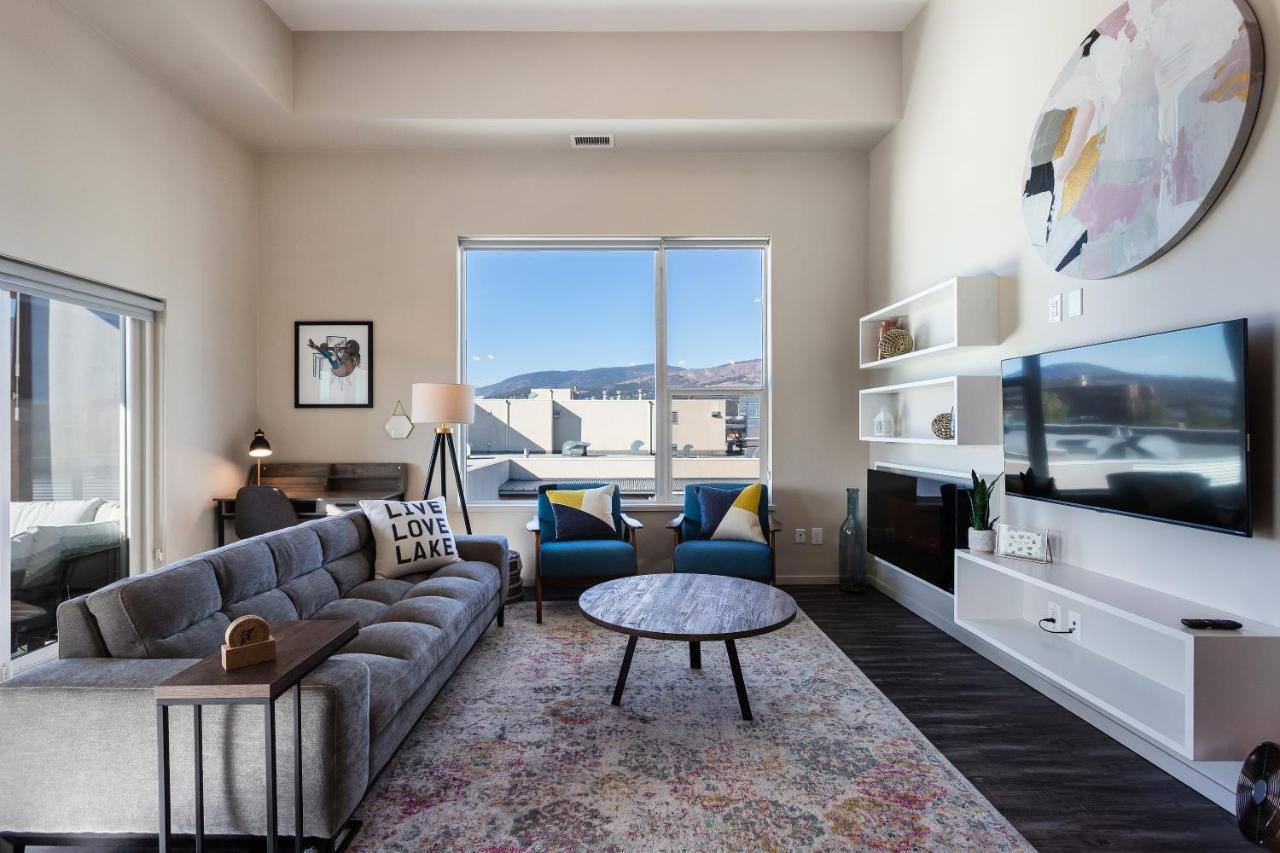 Corner Nest - Luxury Brand New Top Floor 2Bedroom Condo Kelowna Dış mekan fotoğraf